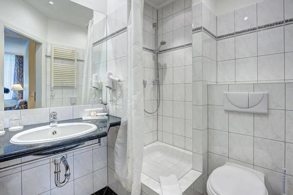 Haus Seeblick Hotel Garni & Ferienwohnungen Zinnowitz Eksteriør billede